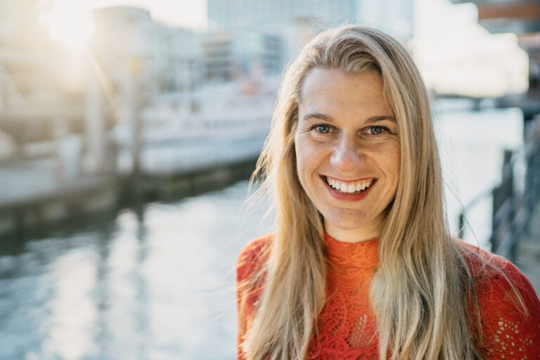 Finanzielle Unabhängigkeit für Frauen - Sarah Lindner